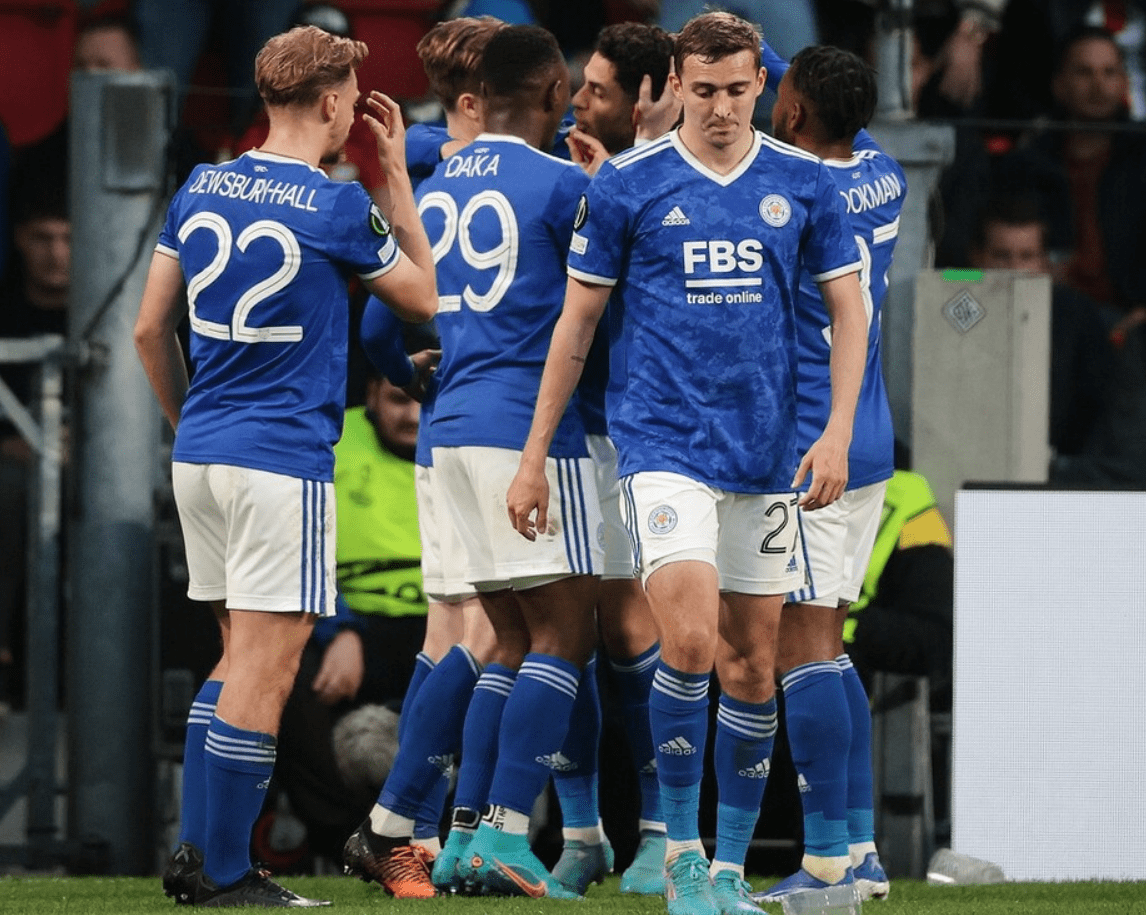 九游中国官网关于太狠了！今夜埃因霍温调整名单以备全明星赛底特律活塞今晨单刀错失，山东泰山遗憾出局备战荷甲的信息